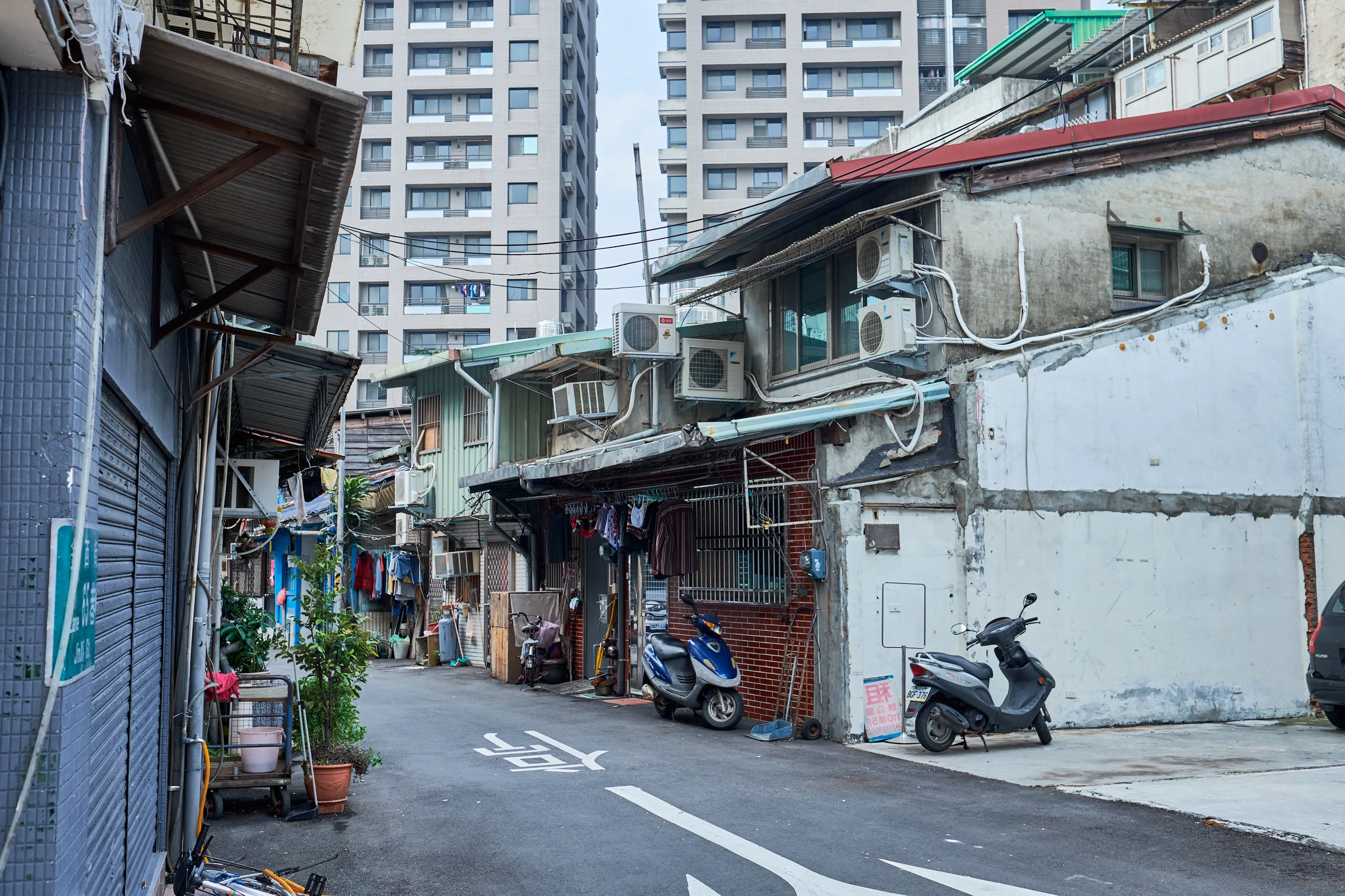 Dwelling Forms - Taipeh