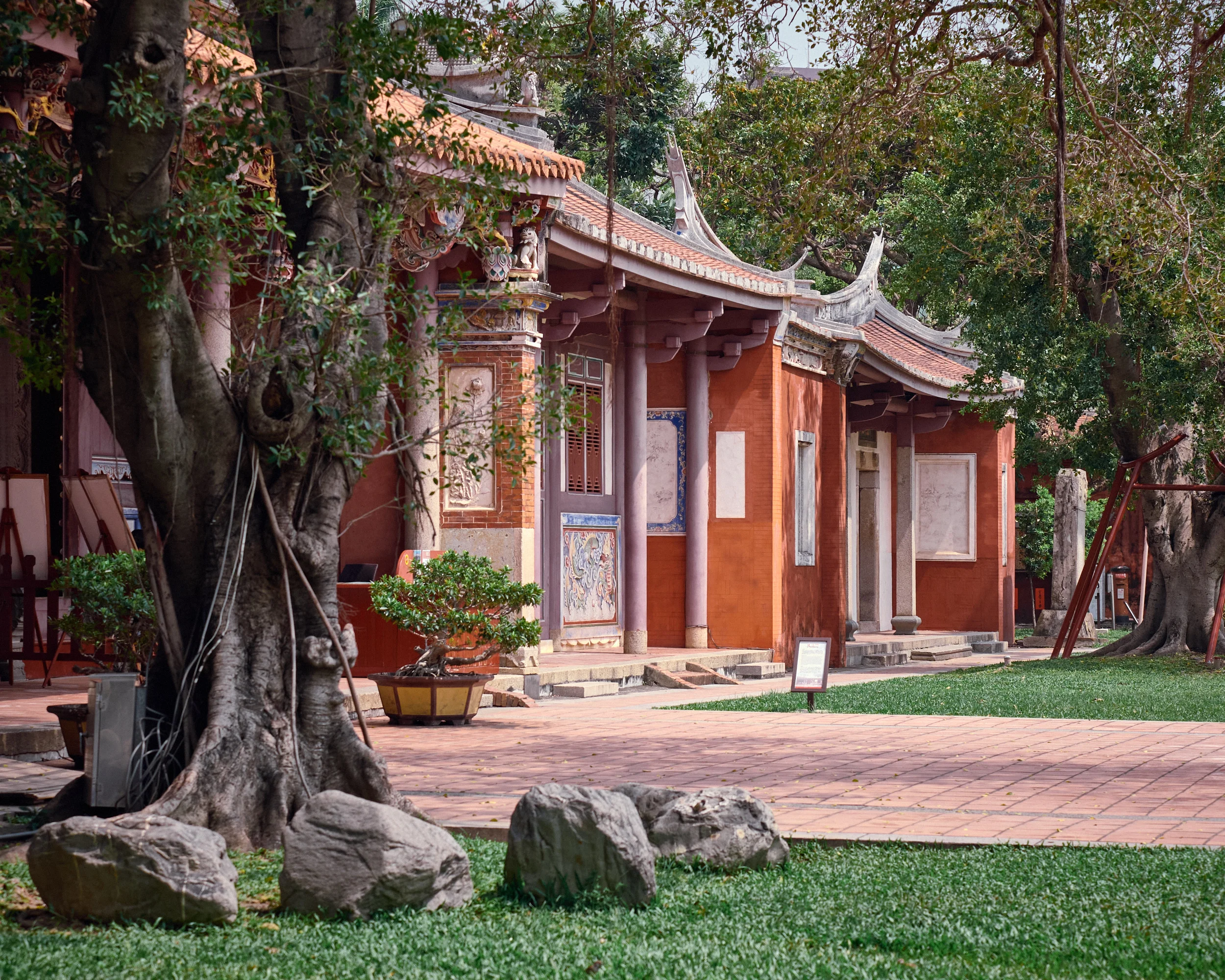 Ta Cheng Palace - Confucian Temple - Tainan